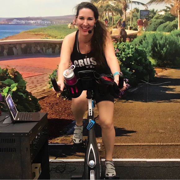 Meet your Posher, Aimee - Picture 6 of 9